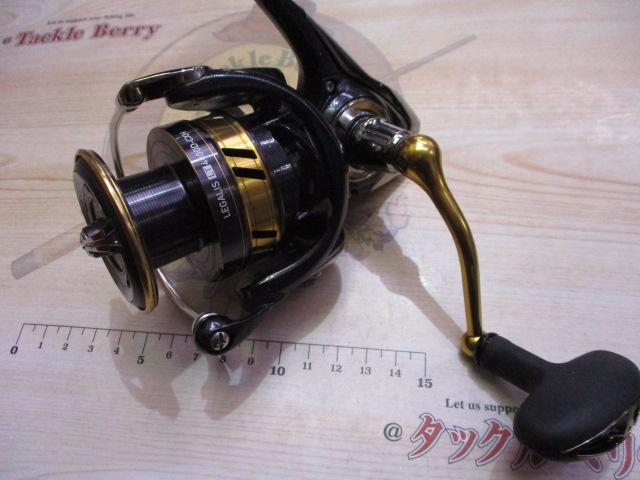 ダイワ　18レガリス4000D-CXH 新品未使用品 ゴメクサスノブ付き ダイワ 18レガリス4000D-CXH 新品未使用品 ゴメクサスノブ付き