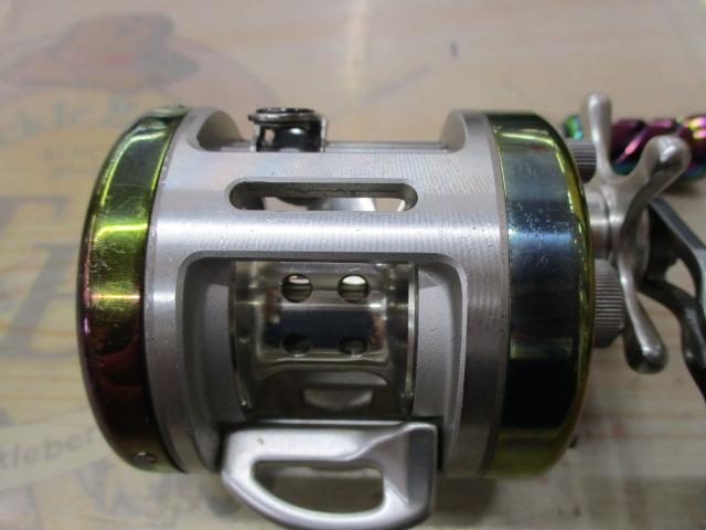 バリウスF300 ベイトリール リョービ バリウス F300 スペクトル/A182M ブラックバス ベイト