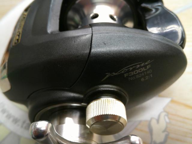 イクシオーネ　f300lf　美品 リョービ イクシオーネ F300LF/P337M ベイトリール : 釣king