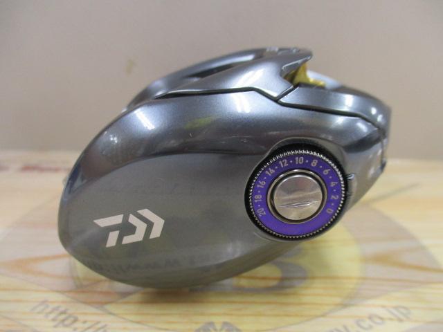タトゥーラ　SV TW 8.1 ダイワ(Daiwa) TATULA(タトゥーラ) SV TW 8.1R 右巻き 00613678