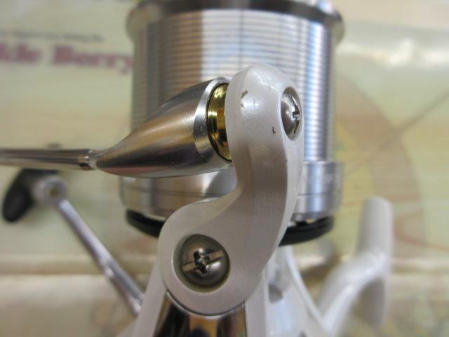 17ウィンドサーフ　35 細糸 ダイワ 17 ウインドサーフ 35 細糸 スピニングリール - 最安値