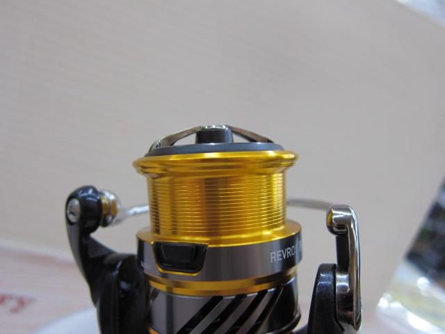 20レブロス LT2000S｜＠ベリーネット 日本最大新品中古釣具WEBショップ