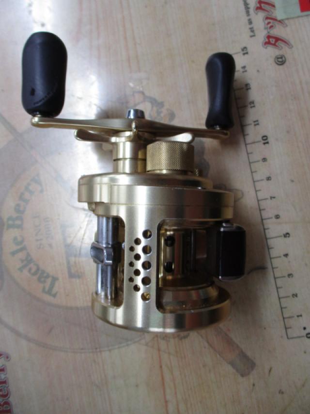 シマノ カルカッタコンクエスト200 中古品 00カルカッタコンクエスト 200｜＠ベリーネット 日本最大新品中古釣具