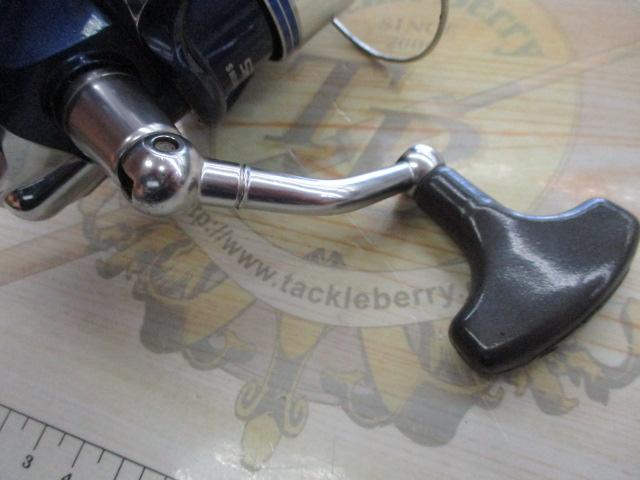 シマノ スピニングリール 07エルフ 2000・11エルフ 2500S (ELF) ◆動作品・2台セット (一応、ジャンク扱) エルフで十分じゃん - へなちょこデジタル日記