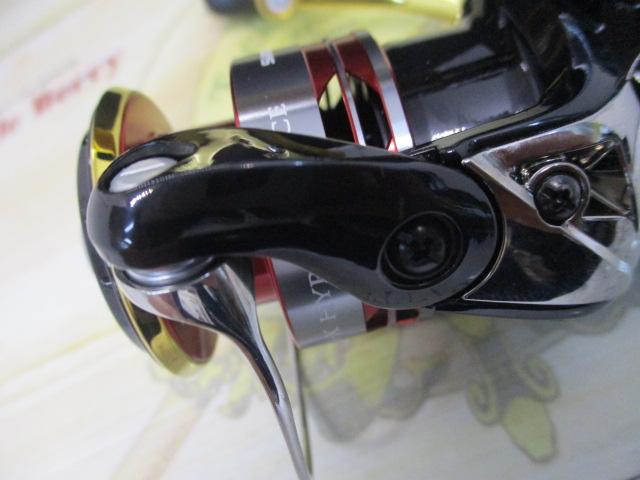 bb-xハイパーフォース14 C2000DXG Amazon | シマノ(SHIMANO) スピニングリール 磯 14 BB-X