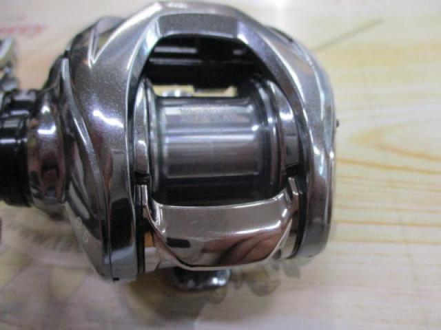 【本日限定】ダイワ スティーズリミテッド 1000S-XHL 中古 ダイワ スティーズ リミテッド SV TW 1000H (リール) 価格比較 - 価格.com