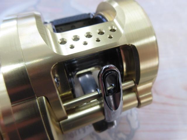 15 オシアコンクエスト300HG シマノ オシア コンクエスト 300HG 右 (リール) 価格比較 - 価格.com