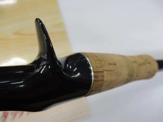 引き取り限定】ポイズングロリアス 1611MH 16ポイズングロリアス