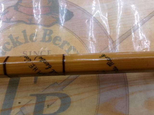 パラコナレッグドトレードマークスチールセンター