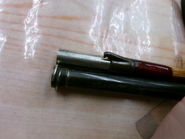 パラコナレッグドトレードマークスチールセンター