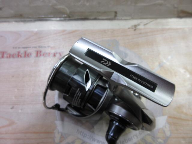 25カルディア　LT3000S-CXH Daiwa 25 Caldia LT3000S-CXH