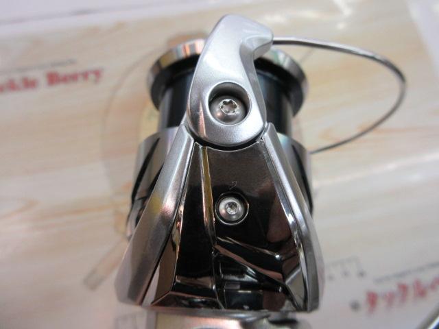 SHIMANO 23 ストラディック 4000MHG 新品・未使用 シマノ(SHIMANO) 23 ストラディック 4000MHG ☆特別割引品