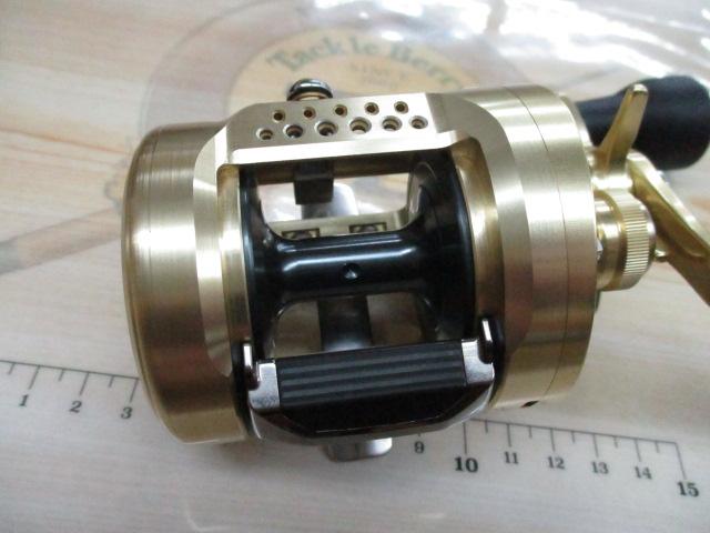 23カルカッタコンクエストMD 400XGLH 美品 #41 シマノ ベイトリール 23カルカッタコンクエストMD 400XGLH: リール