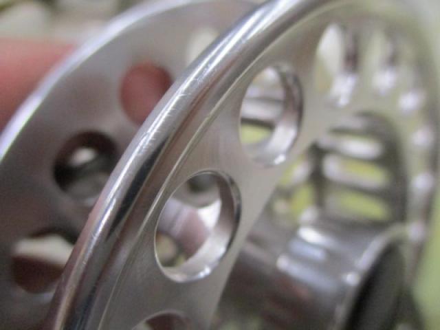 ブラッキー 9018SB-AT チタン