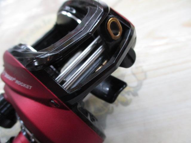 即決！◆新品！アブ レボ ビースト 40 ロケット◆ 右巻 9.2：1 REVO BEAST ROCKET（レボ・ビースト ロケット）｜AbuGarcia