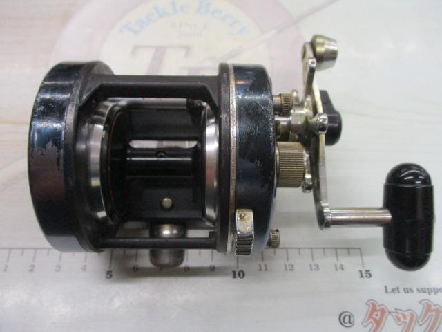 オールドダイワ　ミリオネア4HM ダイワ ミリオネア 4HM DAIWA Millionaire 4 HM 右巻き ベイト