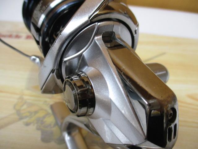 19ストラディック 2500S