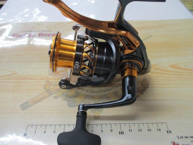 【新品未使用ボディ】18トーナメントISO　2500SH-LBD DAIWA（釣り） ダイワ 18トーナメントISO LBD