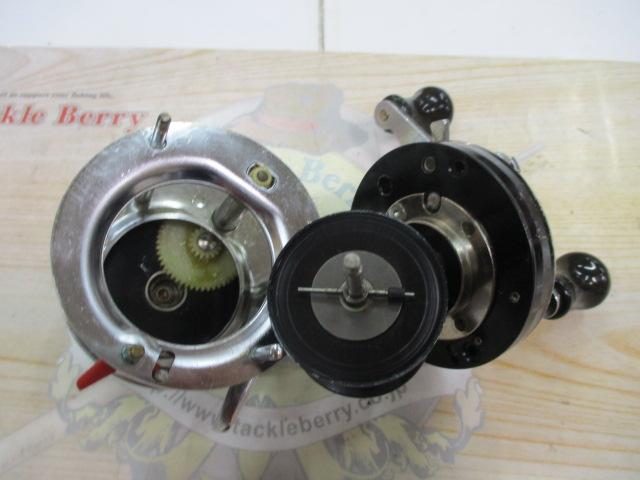 アンバサダー5600C赤ベロ