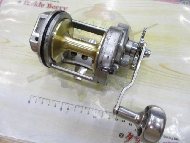 09スピードマスター石鯛 4000T