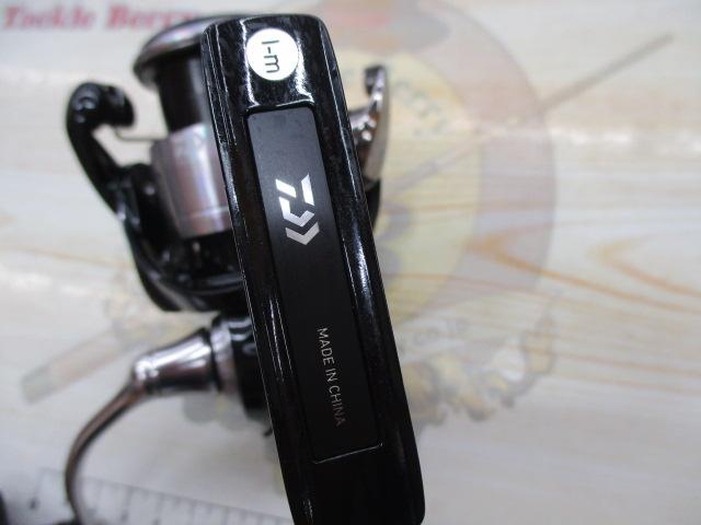 23レグザLT2500-XH 美品‼️ ダイワ スピニングリール 23レグザ LT2500【即日発送】(LT2500