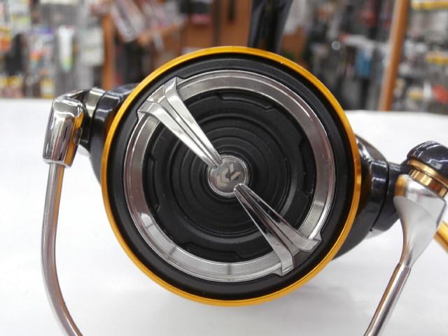 20レブロス LT4000-CH｜＠ベリーネット 日本最大新品中古釣具WEB