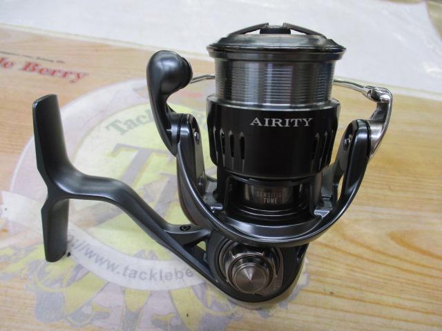 本日限定価格　新品　9月25日購入23 エアリティ ST SF 2000SS-H ダイワ エアリティ SF2000SS-H (リール) 価格比較 - 価格.com