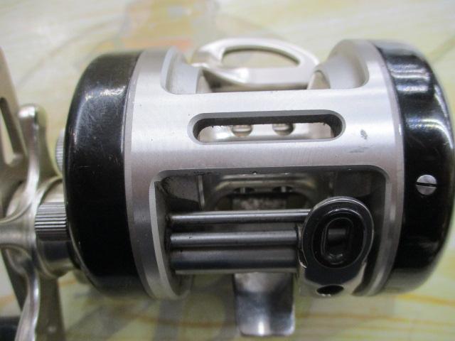 バリウスF200 ｜＠ベリーネット 日本最大新品中古釣具WEBショップ