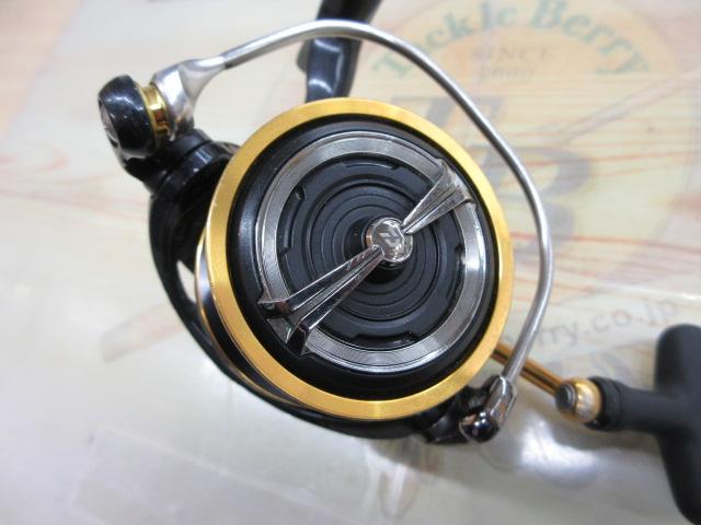 18レガリスLT C5000Ｄ-CXH 格安出品 18レガリスLT C5000D-CXH 格安出品 DAIWA 18レガリス LT5000D-CXHの最