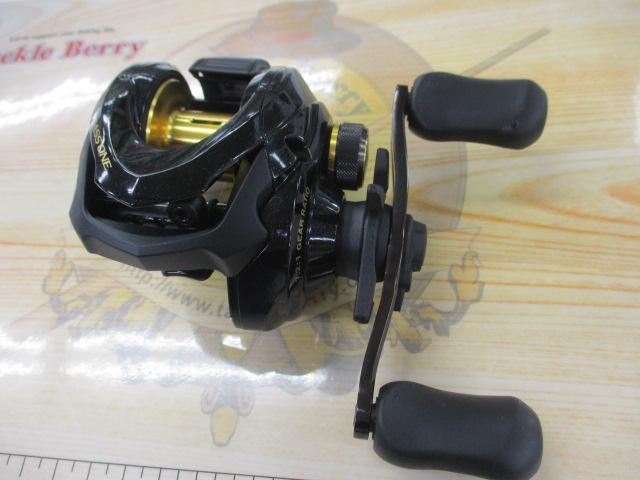 シマノ１７バスワンＸＴ １５１ 中古美品２個セット オマケ付き 17バスワンXT 151｜＠ベリーネット 日本最大新品中古釣具WEBショップ