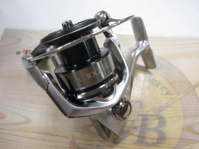 新品19ストラディック c3000XG シマノ(SHIMANO) 19ストラディック C3000XG ○完売しました