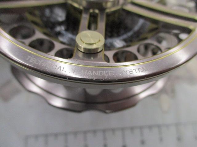 黒鯛師 THEアスリートヘチ 88W-TG チタン/ゴールド