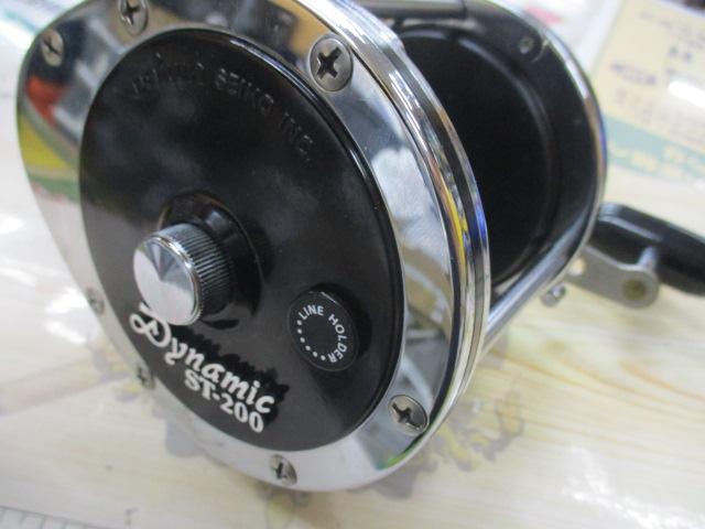 ダイナミック ST-200