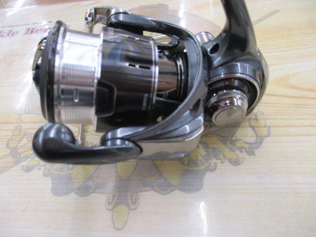 【美品】24 ルビアス SF 2000SS-H ダイワ ルビアス SF2000SS-H (リール) 価格比較 - 価格.com