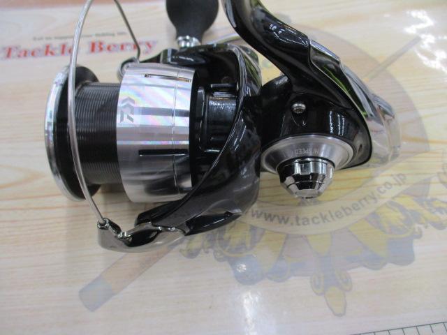 23レグザ　4000-CXH ダイワ レグザ LT4000-CXH (リール) 価格比較 - 価格.com