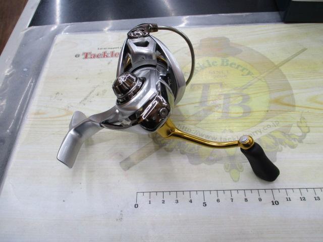 ダイワ 21フリームス FC LT 2000S-XH 未使用　スピニングリール DAIWA (ダイワ) リール LT2000S-XH スピニングリール トラウト