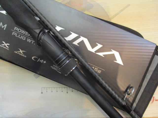 シマノ　23ディアルーナS100M　一度のみの使用　の美品　送料無料 シマノ(SHIMANO) 23 ディアルーナ S100M ディアルーナ[DIALUNA