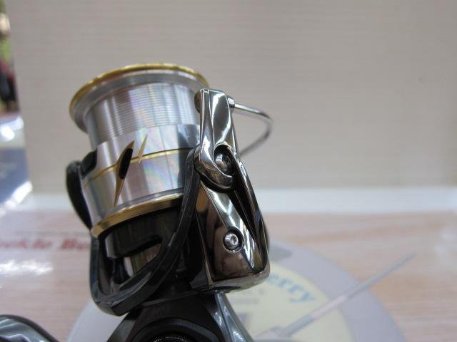 20ルビアス LT3000S-CXH｜＠ベリーネット 日本最大新品中古釣具