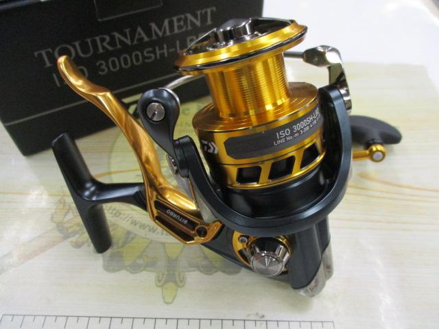 18 トーナメントiso 3000LBD 美品 即購入OK ダイワ トーナメント ISO