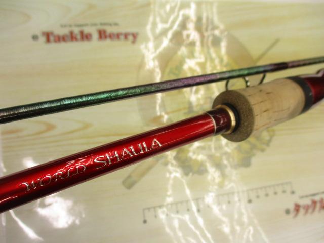 ワールドシャウラ 2701FF-2 スーパレッド ワールドシャウラ 2701FF-2 超美品 シマノ】 18ワールドシャウラ