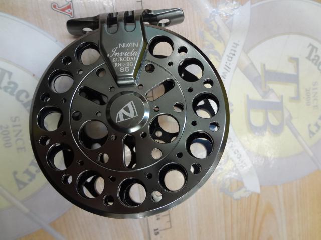 インヴィクタクロダイRND BG(ブラック/ガンメタ)