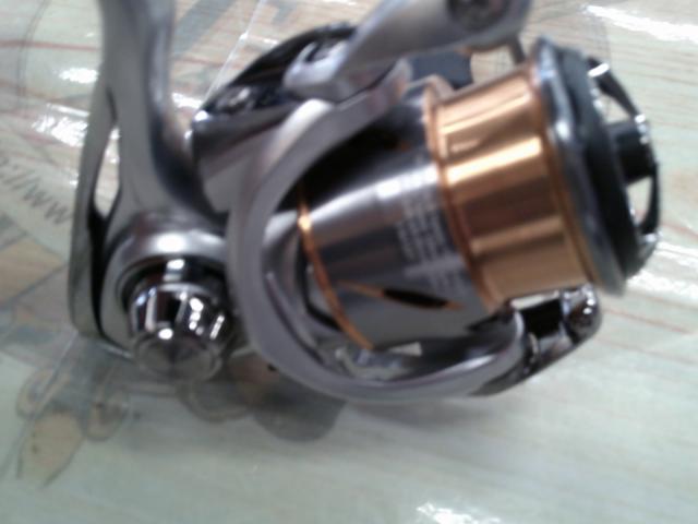 ダイワ 21フリームス FC LT 2000S-XH 未使用　スピニングリール DAIWA (ダイワ) リール LT2000S-XH スピニングリール トラウト