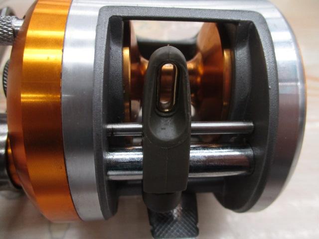 インターセプター4000