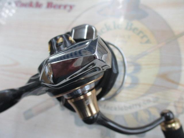 【美品】20ルビアスFC LT 2500S-XH ※付属品は別番手のものです 美品】20ルビアスFC LT 2500S-XH ※付属品は別番手のものです