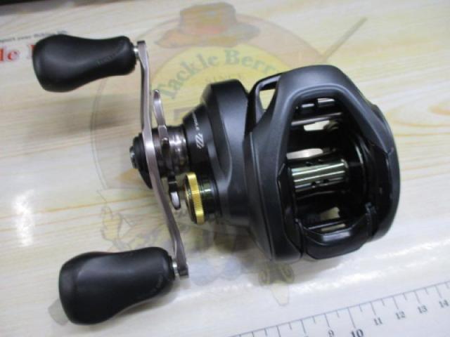 シマノ クラド201HG 新品 未使用 希少モデル Amazon | シマノ クラド Curado 201HG K ギア比 7.4:1 左巻き [並行