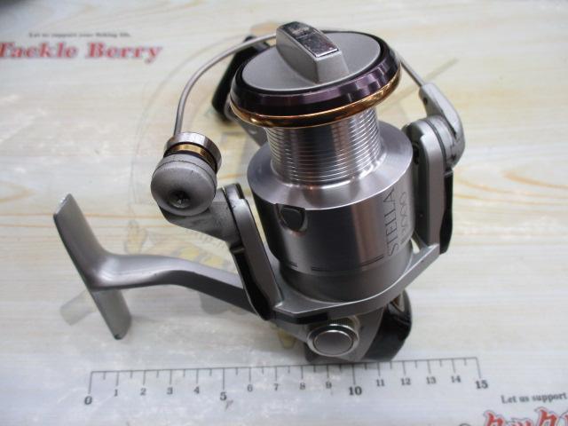 程度良好❗️92 ステラ 3000 Wハンドル SHIMANO STELLA 値下❗️程度良好❗️92 ステラ 3000 Wハンドル SHIMANO STELLA 値下