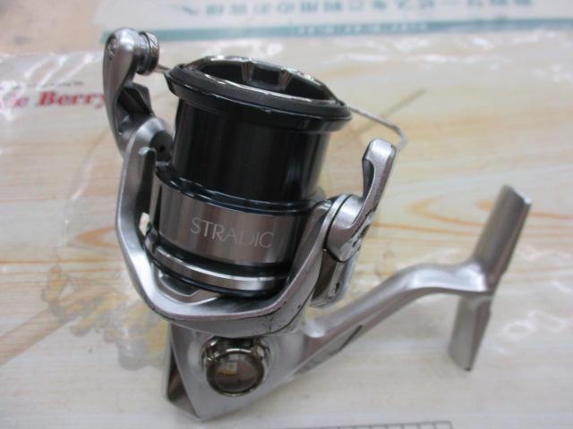 19ストラディック 2500S