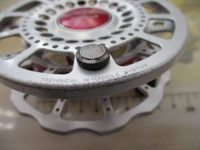 黒鯛師 THEヘチリミテッド 88W-SR シルバー/レッド