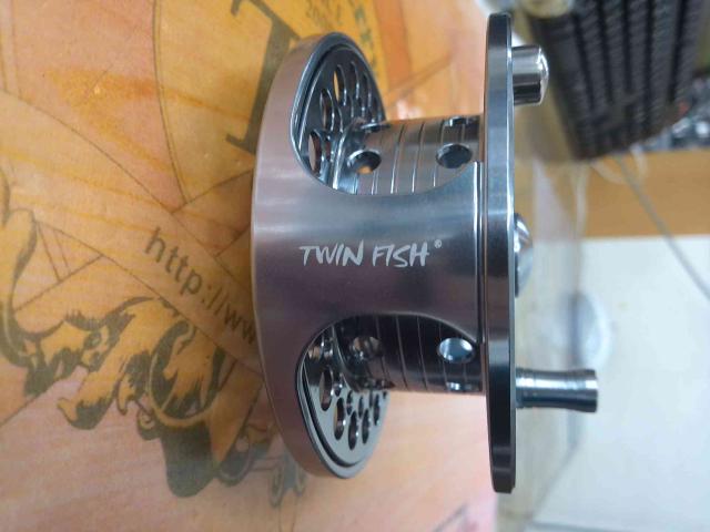 ツインフィッシュ フライリール7/8