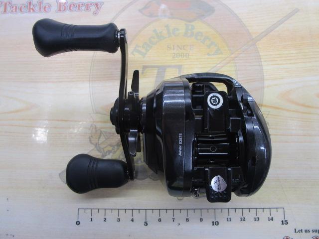 新品未使用品シマノ ベイトリール 18 アンタレス DC MD XG 左ハンドル 20％値下げしましたシマノ SHIMANO ベイトリール 18